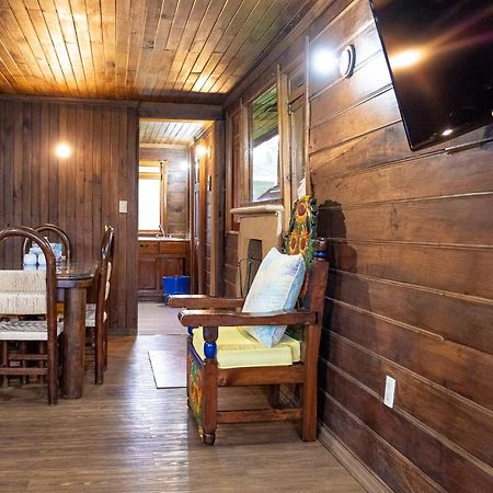 Zirahuen Forest And Resort Екстер'єр фото