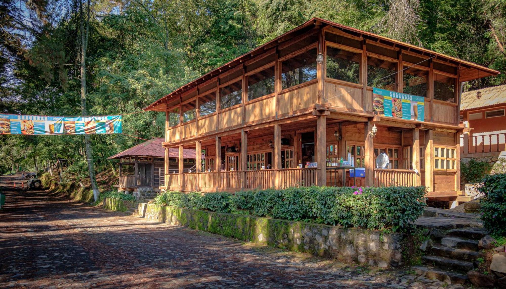 Zirahuen Forest And Resort Екстер'єр фото
