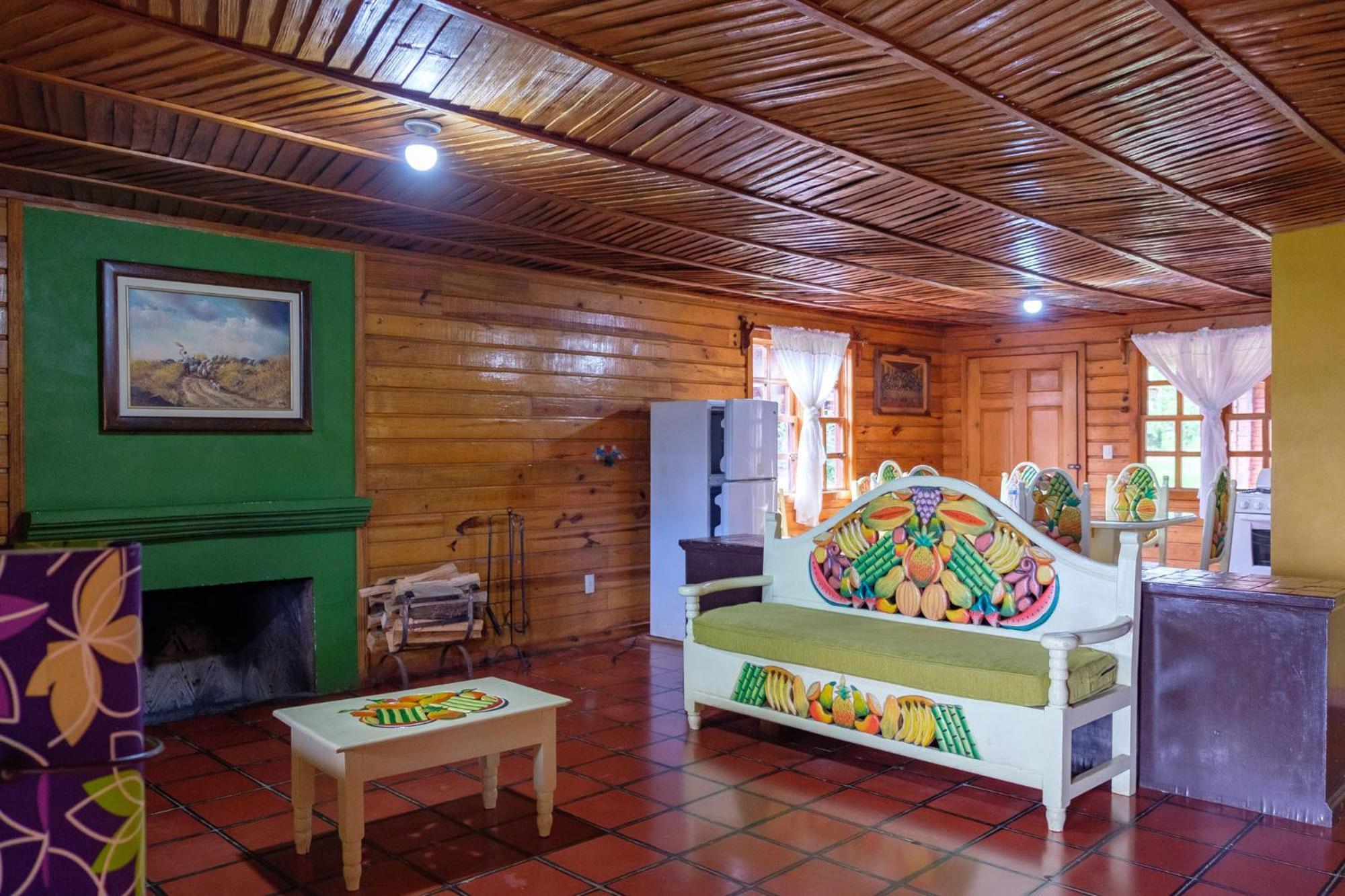Zirahuen Forest And Resort Екстер'єр фото