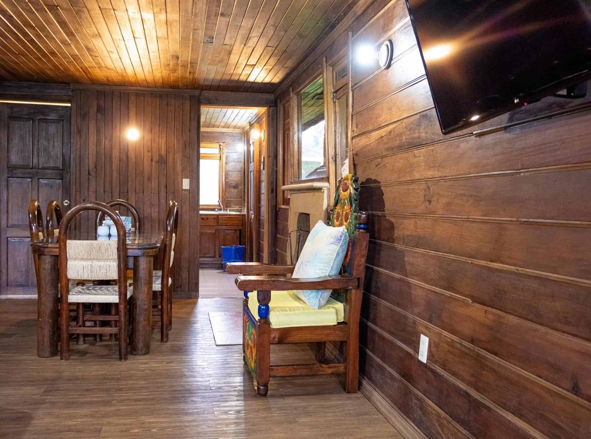 Zirahuen Forest And Resort Екстер'єр фото
